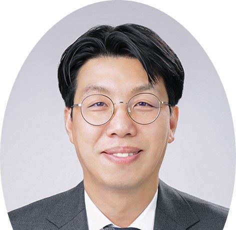 Jongwuk Lee